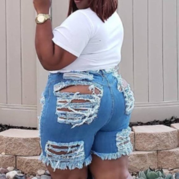 Barely There Denim Shorts - Picture 3 of 5